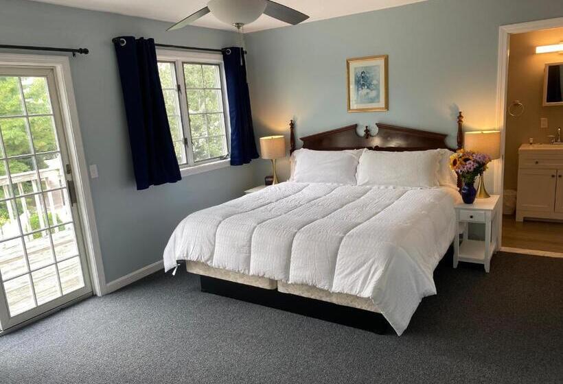 سوئیت دلوکس 2 خوابه, Taber Inn