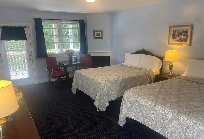 バルコニー付きデラックスルーム, Taber Inn