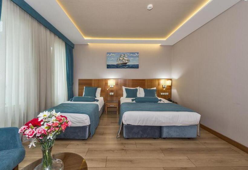 اتاق استاندارد سه نفره, The Meretto Hotel Istanbul Old City