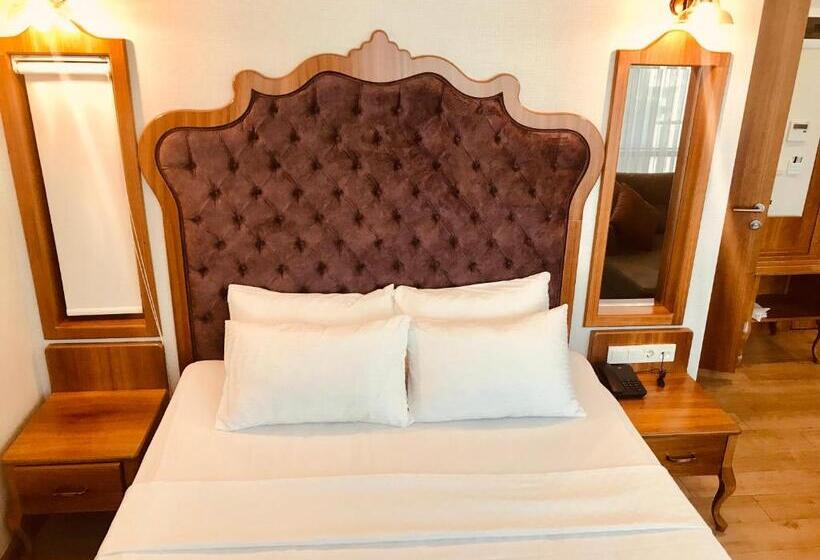 سوئیت با بالکن, The Meretto Hotel Istanbul Old City