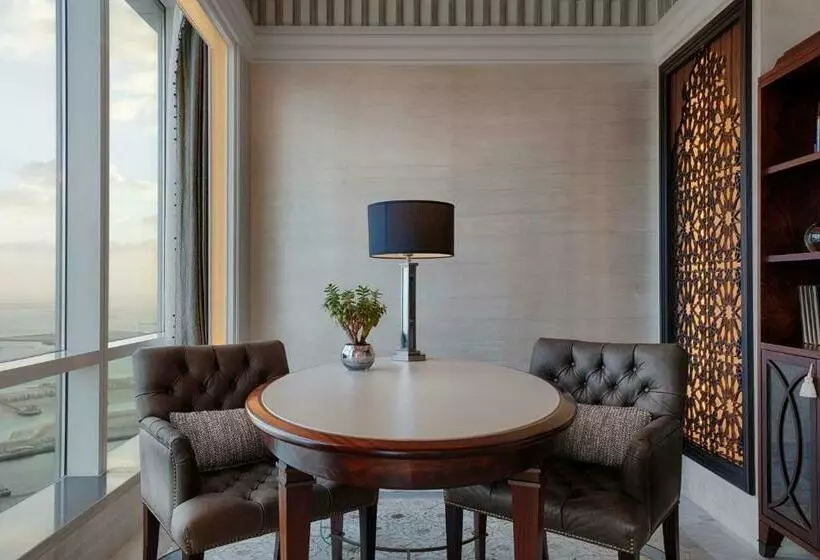 キングサイズベッドのスイートルーム, The St. Regis Abu Dhabi
