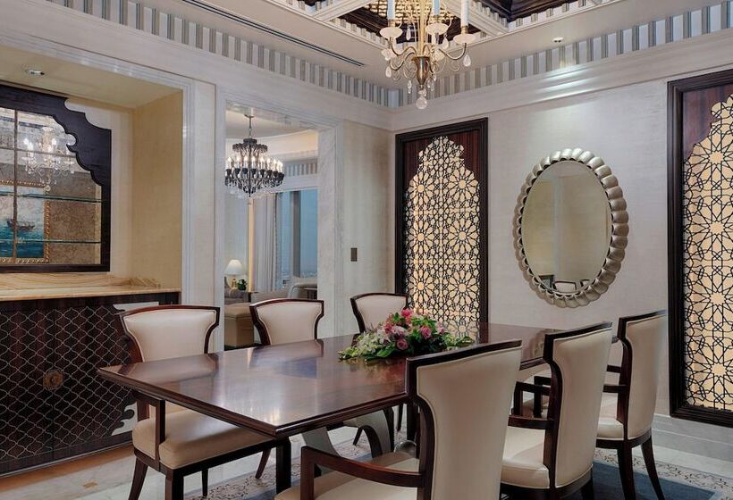 جناح, The St. Regis Abu Dhabi