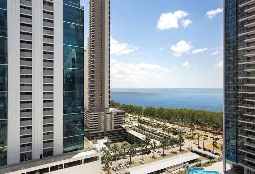 Номер Executive, The Westin Panama
