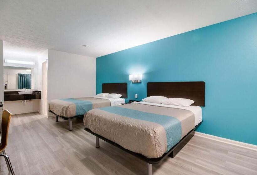 디럭스 룸, Motel 6 Metropolis, Il