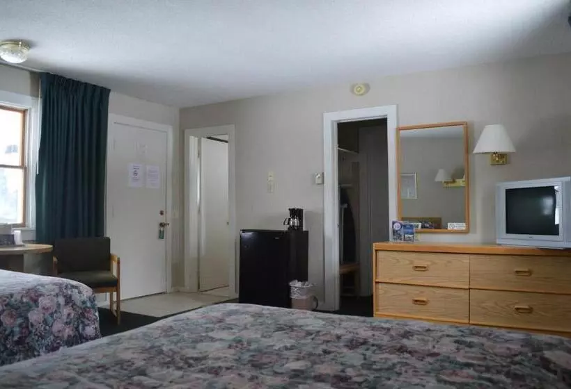 ２ダブルベッドのスタンダードルーム, Maple Leaf Inn Lake Placid