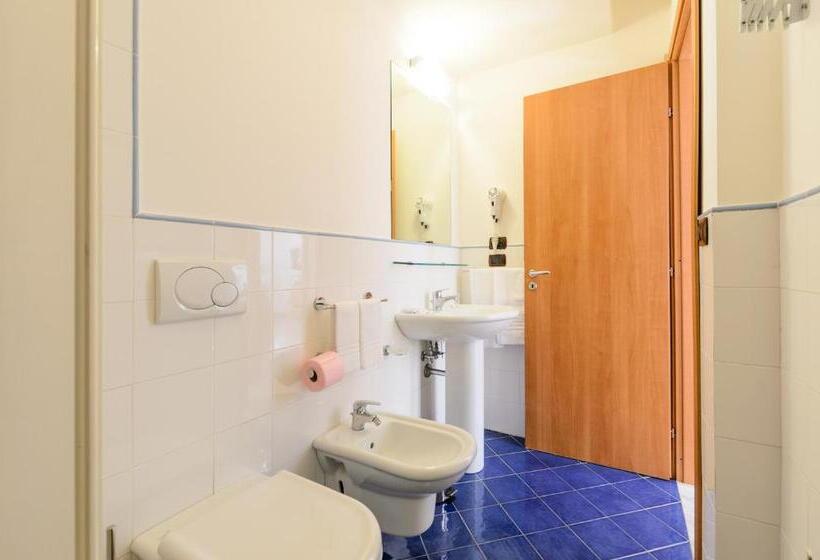 Апартаменты 2 Спальни, Le Tartarughe Apart