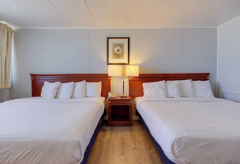 اتاق استاندارد با چشم‌انداز دریا, Rideau Oceanfront Motel