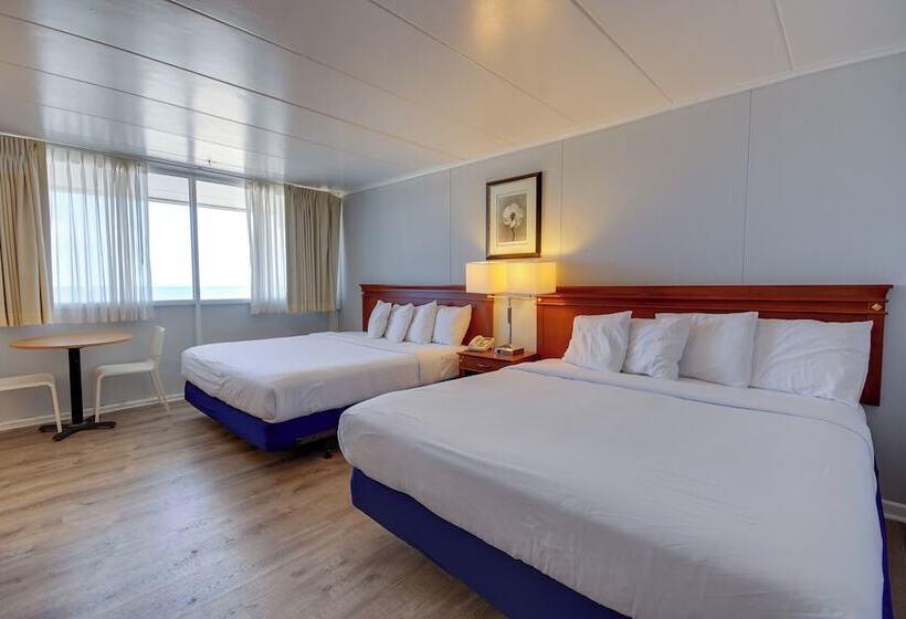 اتاق استاندارد با چشم‌انداز دریا, Rideau Oceanfront Motel