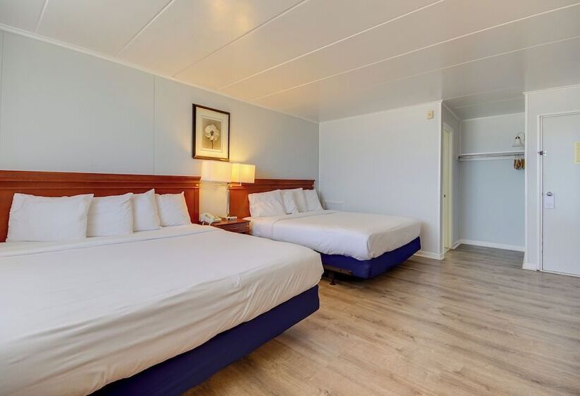 اتاق استاندارد با چشم‌انداز دریا, Rideau Oceanfront Motel