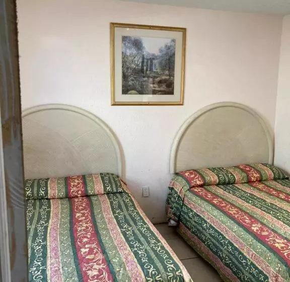 スタンダードスタジオ, Surfside Motel   Seaside Heights