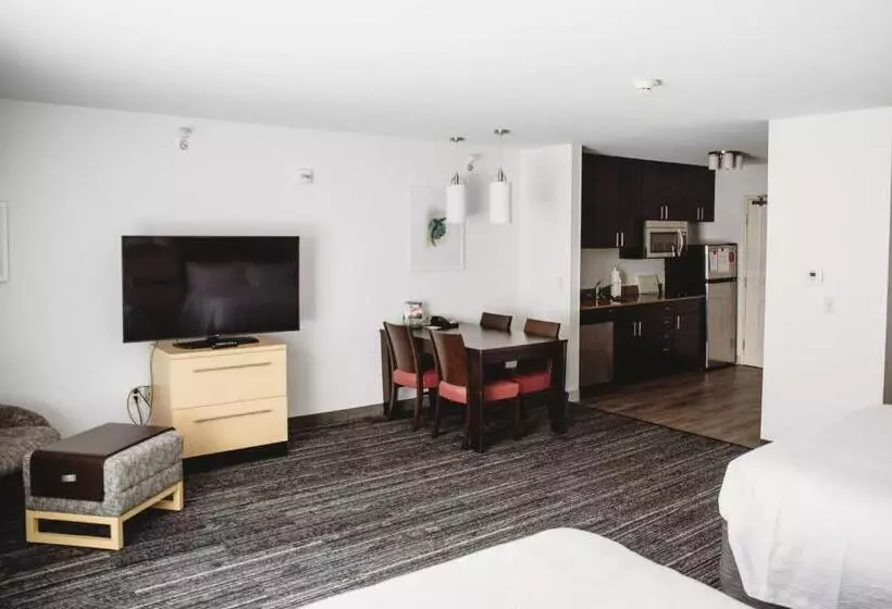 スタンダードスタジオ, Towneplace Suites By Marriott Aberdeen