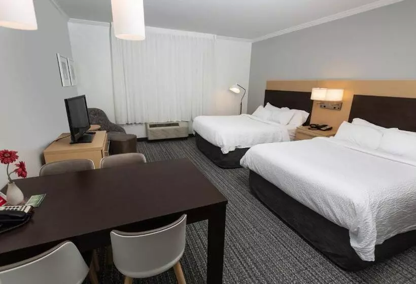 スタンダードスタジオ, Towneplace Suites By Marriott Bowling Green