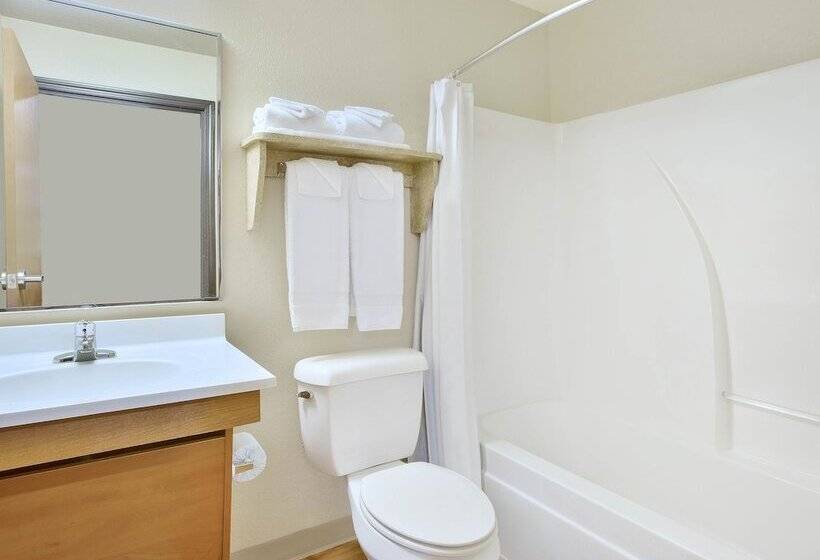 Номер Стандарт 2 Двуспальные Кровати, Woodspring Suites Kansas City Liberty