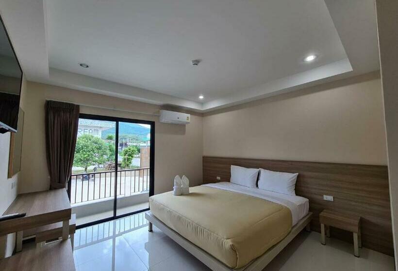 غرفة قياسية, Grand Maihom