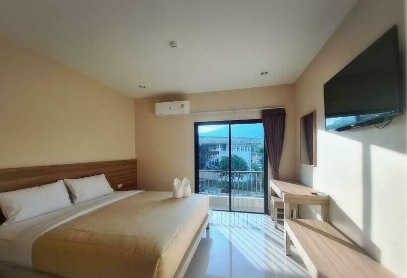 غرفة قياسية, Grand Maihom