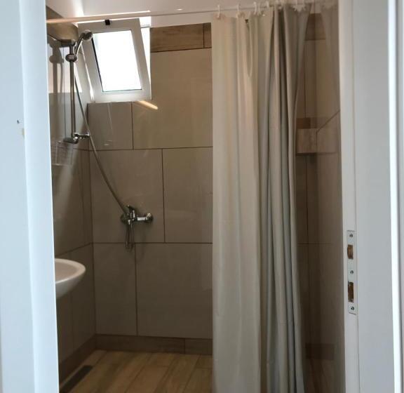 标准工作室, Abc Sweet Home