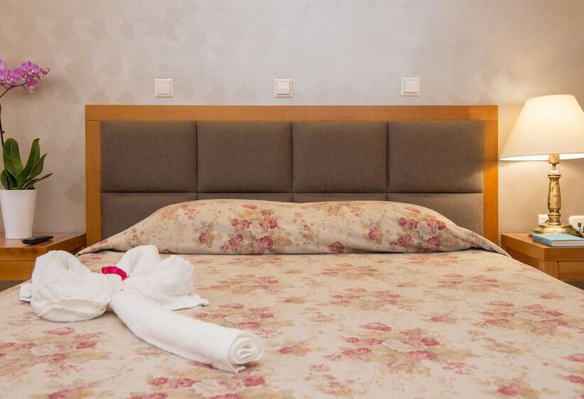 غرفة قياسية, Aethria