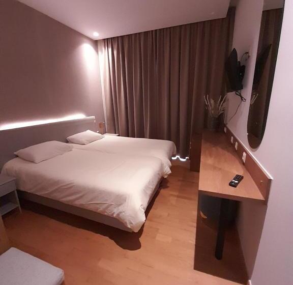 חדר סטנדרט, Byzantion