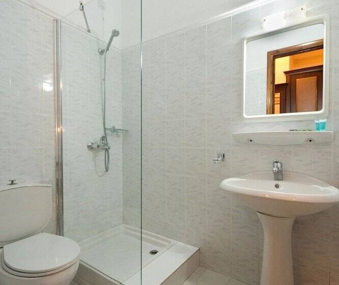 חדר סטנדרט, Kastraki