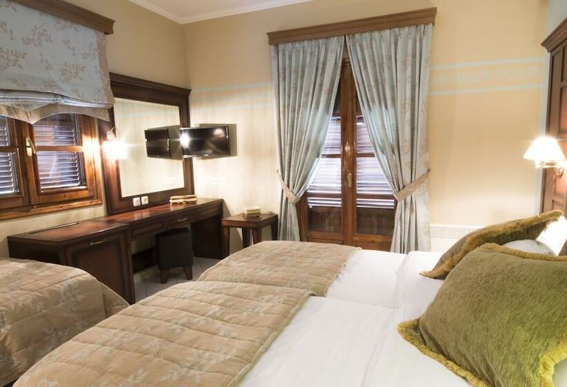 חדר סטנדרט לשלושה, Kastraki