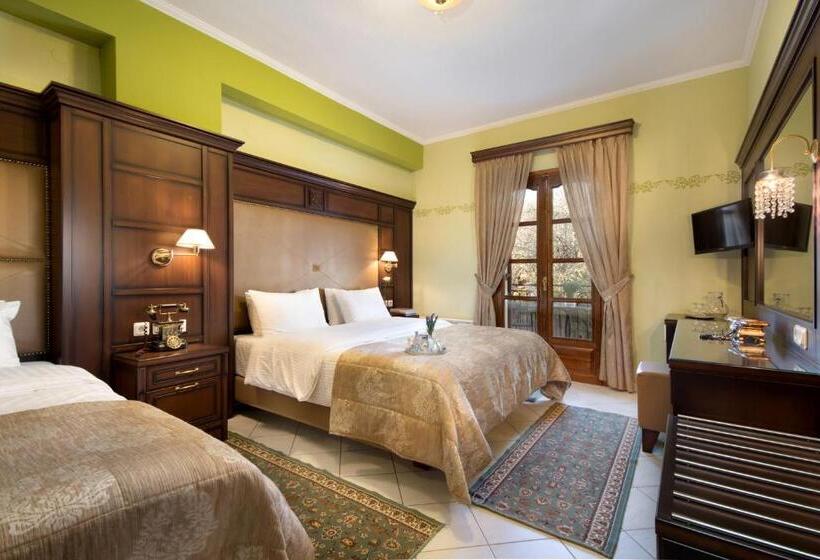 חדר סטנדרט לשלושה, Kastraki