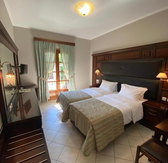 חדר סופריור, Kastraki