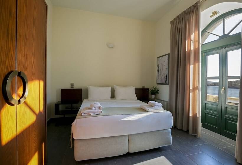 Suíte Executiva Vista Mar, Krinos Suites