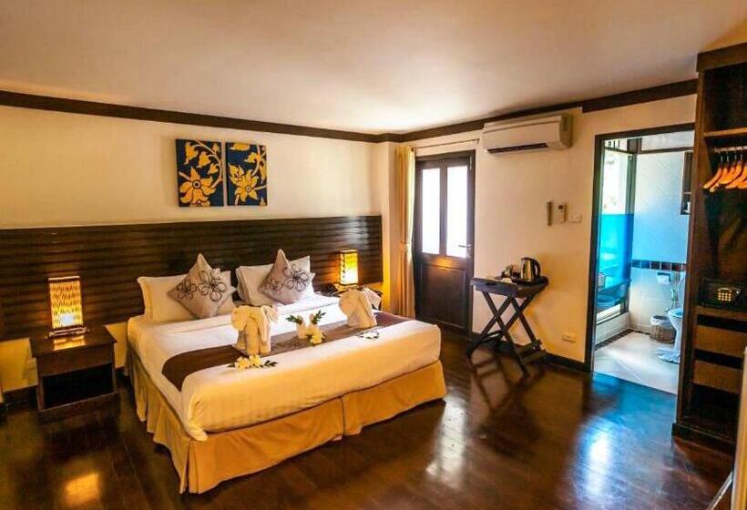 带山景的高级间, Lanta Mermaid Boutique House