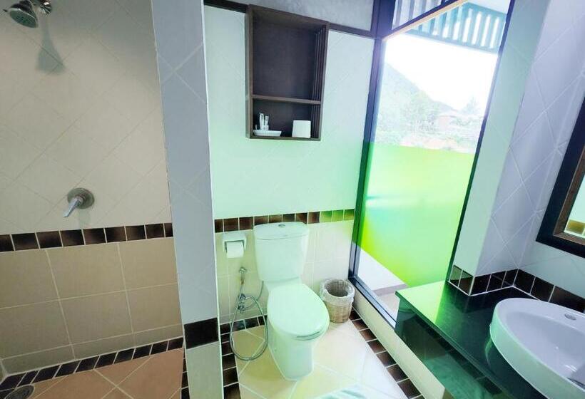 带山景的高级间, Lanta Mermaid Boutique House