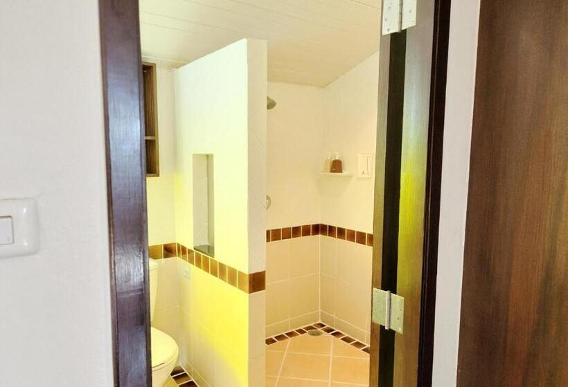 带山景的高级间, Lanta Mermaid Boutique House