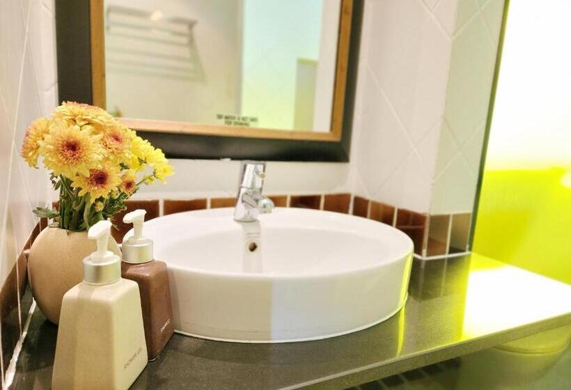 带山景的高级间, Lanta Mermaid Boutique House