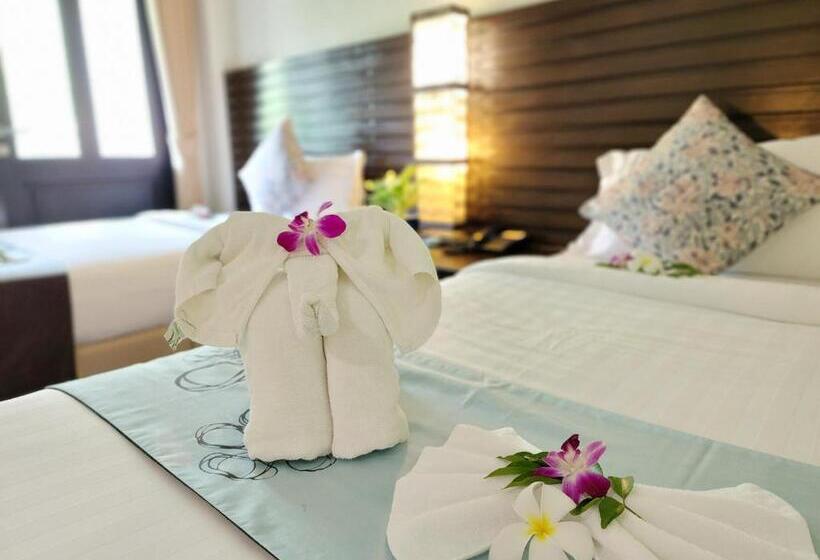 带山景的高级间, Lanta Mermaid Boutique House