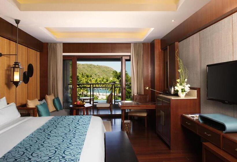 Premium room with view, Sanya Luhuitou Resort & Spa