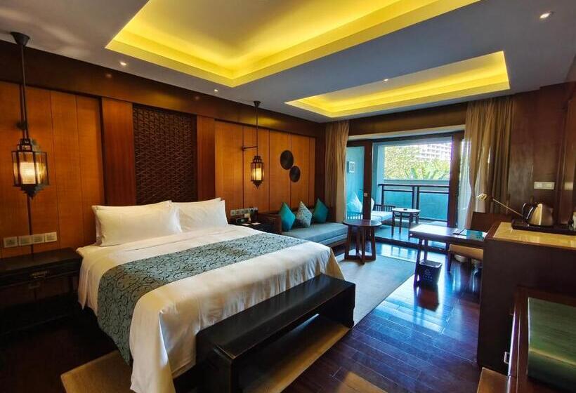 Superior Rum, Sanya Luhuitou Resort & Spa