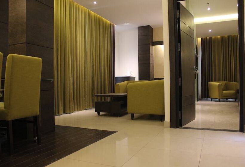 جناح إدارى, Rivatas