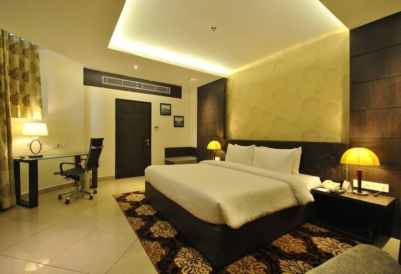 جناح ديلوكس, Rivatas