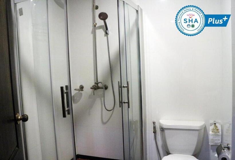 חדר סופריור יחיד, Ruean Phae Royal Park