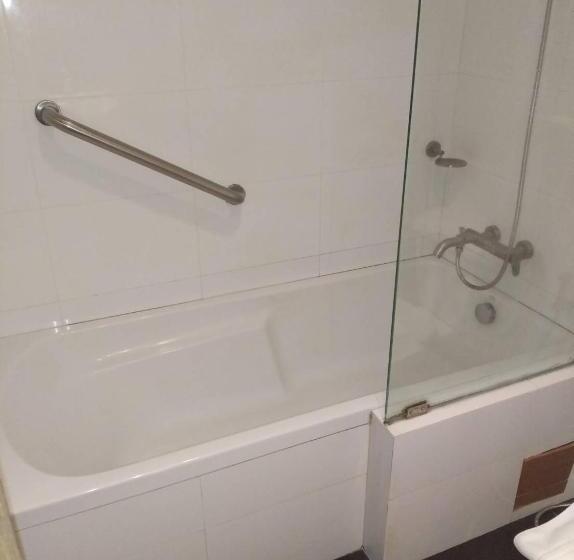 חדר דלוקס, Ruean Phae Royal Park