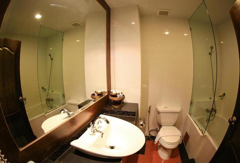 חדר דלוקס, Ruean Phae Royal Park