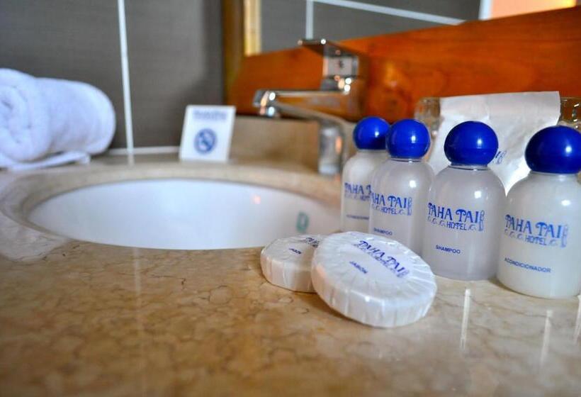 اتاق استاندارد سه نفره, Taha Tai