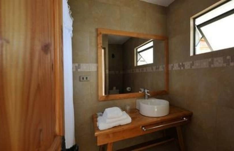 بانگلوی استاندارد, Taha Tai