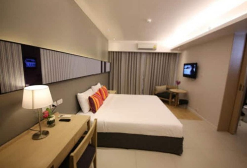 수피리어 룸, The Sun Xclusive