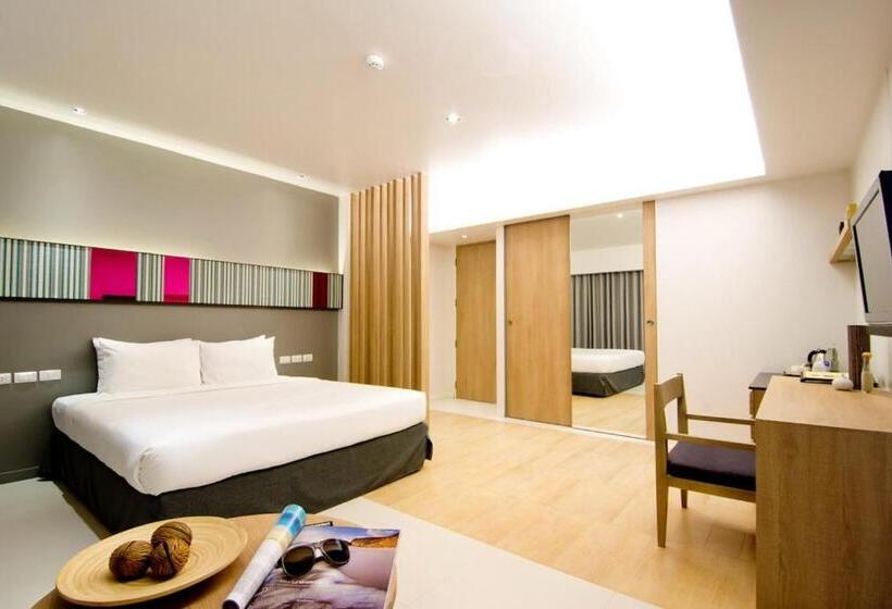 이그제큐티브 룸, The Sun Xclusive