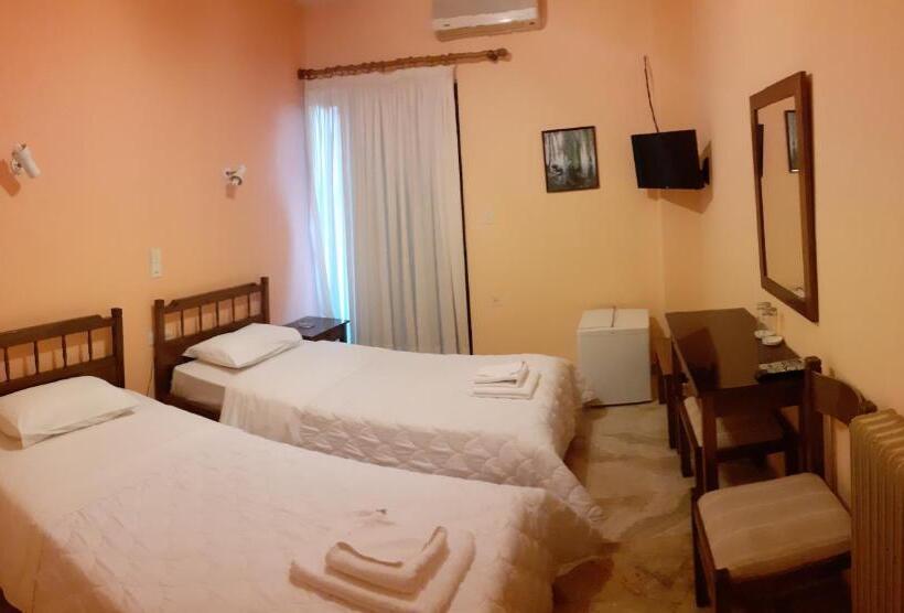 חדר סטנדרט, Themisto