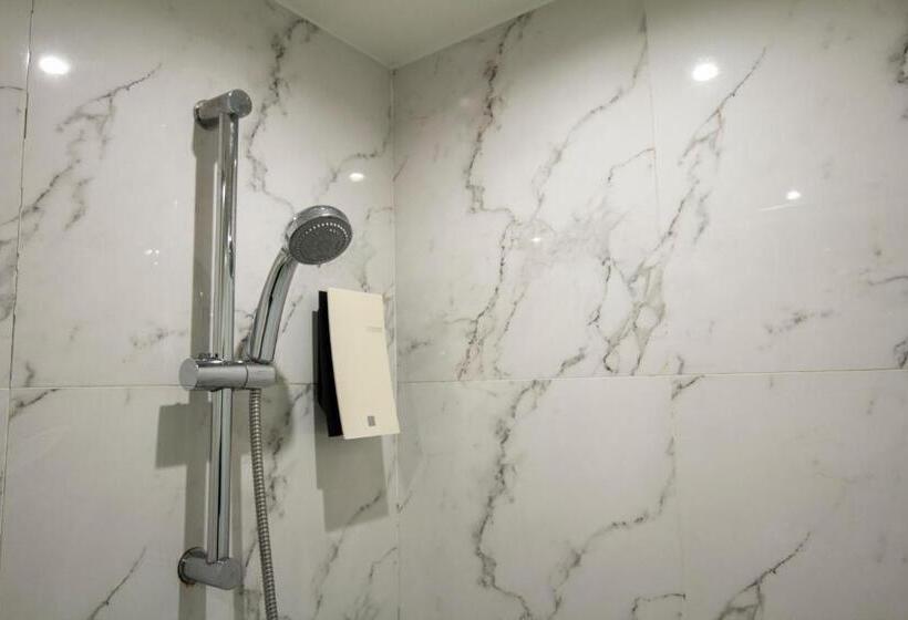 اتاق کلاسیک, Mini Hotel Causeway Bay