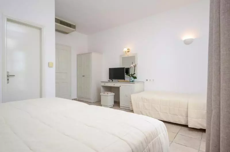 اتاق استاندارد, Mini Hotel Causeway Bay