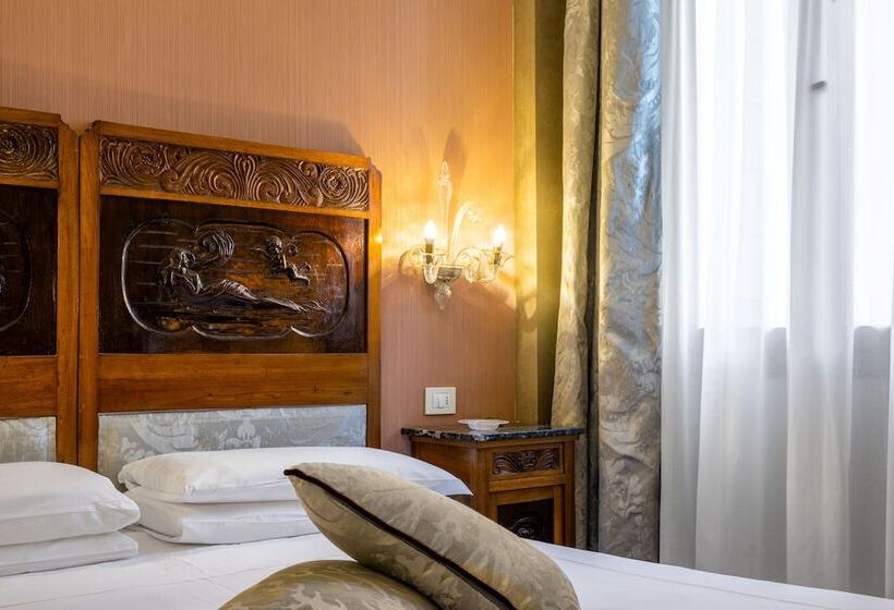 اتاق کلاسیک, Campiello