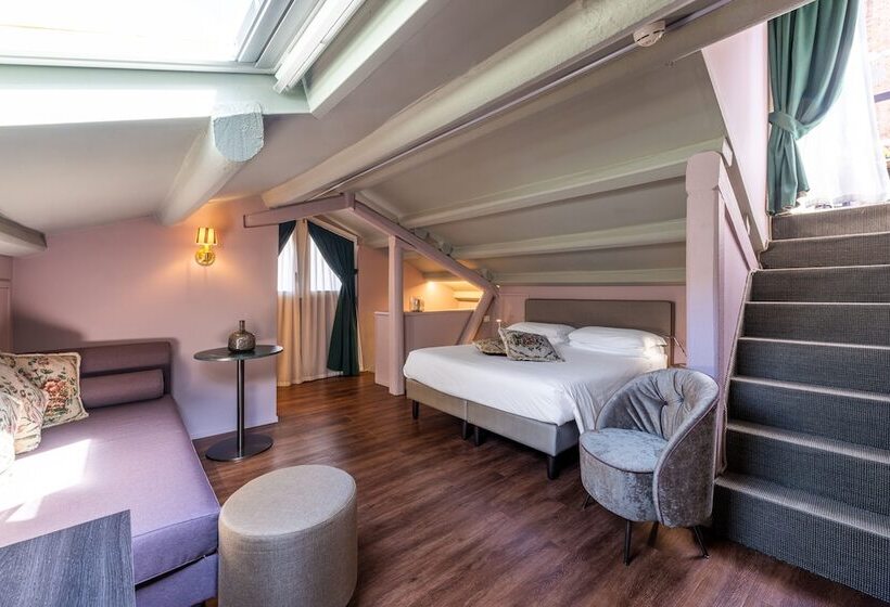 اتاق لوکس, Campiello