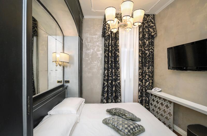 اتاق عادی, Campiello