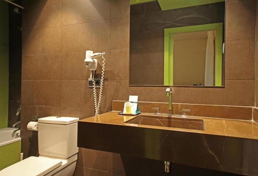 Номер Стандарт Индивидуальный, Chic & Basic Zoo